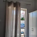 דירה Eleni's Seaside אספרובלטה