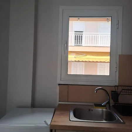 Eleni's Seaside *